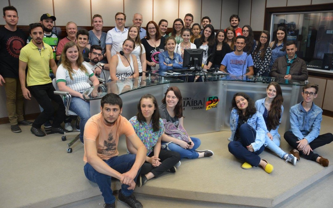 Curso de Jornalismo realiza viagem de estudos para Porto Alegre